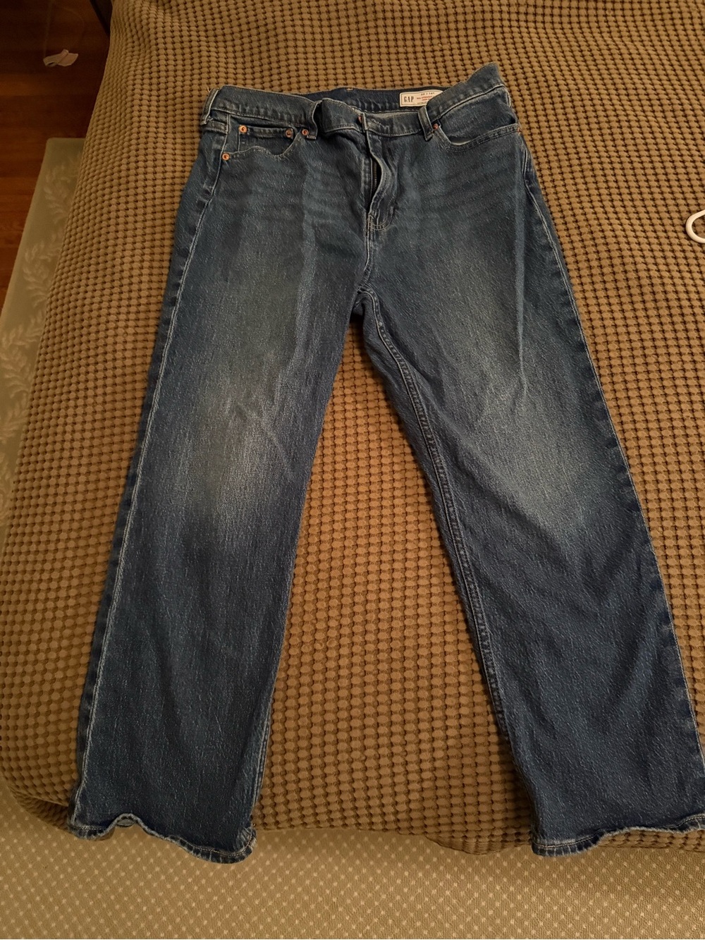 Gap Women’s Straight-Leg Crop Jeans in Dark Blue